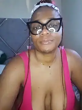 Snapshot of CocoBootyyy chatting on March 9, 6:43 pm CocoBootyyy online show from March 9, 6:43 pm