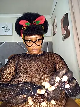 Snapshot of CocoBootyyy chatting on October 15, 2:44 am CocoBootyyy online show from October 15, 2:44 am