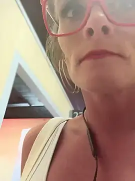 vixendoll87 online show from January 29, 11:04 pm