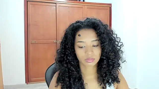 Snapshot of avellanatammy chatting on December 29, 12:30 am avellanatammy online show from December 29, 12:30 am