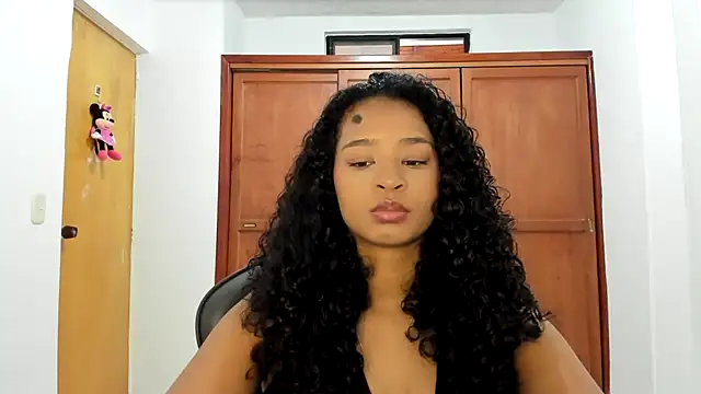 Snapshot of avellanatammy chatting on March 7, 9:27 pm avellanatammy online show from March 7, 9:27 pm