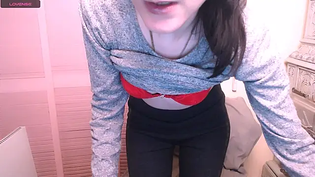 Snapshot of AmandaSell chatting on December 13, 5:00 pm AmandaSell online show from December 13, 5:00 pm