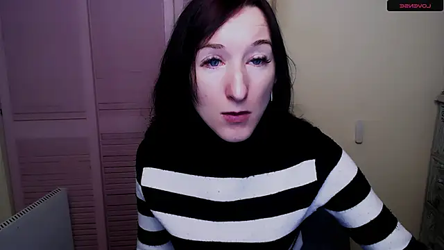 Snapshot of AmandaSell chatting on January 3, 7:49 am AmandaSell online show from January 3, 7:49 am