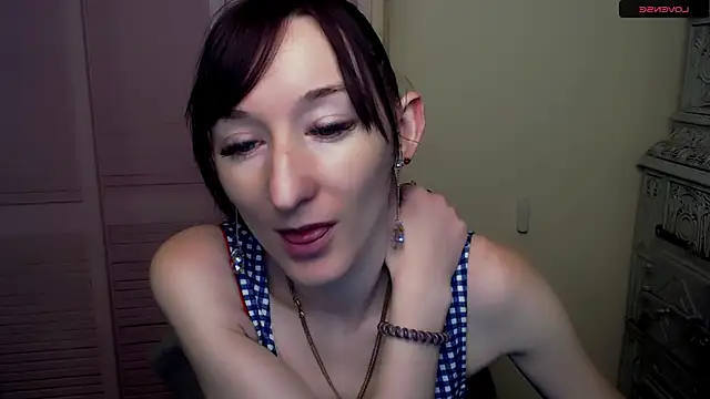Snapshot of AmandaSell chatting on January 4, 1:10 pm AmandaSell online show from January 4, 1:10 pm