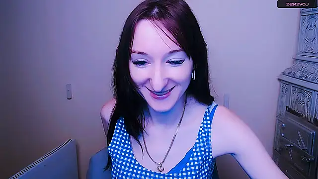 Snapshot of AmandaSell chatting on February 6, 11:32 am AmandaSell online show from February 6, 11:32 am