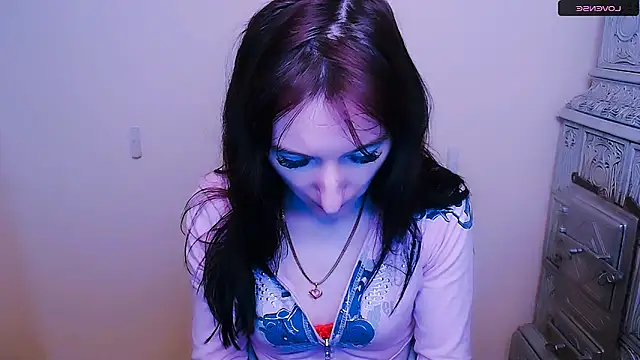 Snapshot of AmandaSell chatting on February 11, 11:10 am AmandaSell online show from February 11, 11:10 am