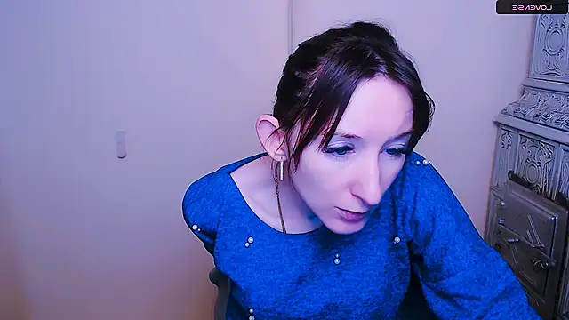 Snapshot of AmandaSell chatting on February 14, 8:21 am AmandaSell online show from February 14, 8:21 am