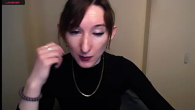 Snapshot of AmandaSell chatting on March 12, 8:08 am AmandaSell online show from March 12, 8:08 am