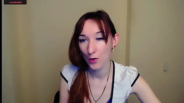 Snapshot of AmandaSell chatting on March 18, 11:19 am AmandaSell online show from March 18, 11:19 am
