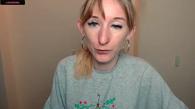 Snapshot of AmandaSell chatting on September 15, 7:52 am AmandaSell online show from September 15, 7:52 am