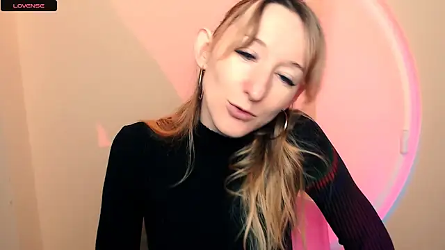 Snapshot of AmandaSell chatting on October 15, 7:41 am AmandaSell online show from October 15, 7:41 am