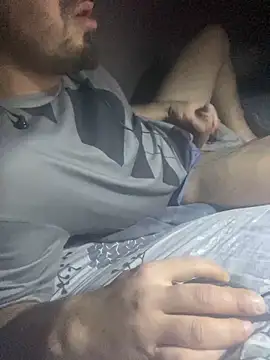 giorgakaci69 online show from February 25, 11:47 pm