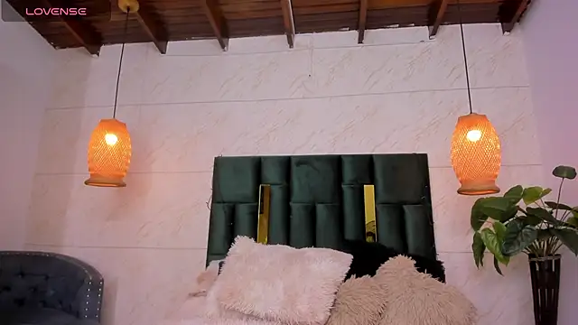 Taiissa  online show from January 31, 8:43 pm