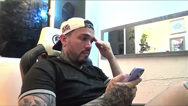 Angel sex latin online show from January 5, 7:49 am