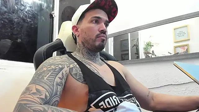 Angel sex latin online show from February 11, 6:19 am