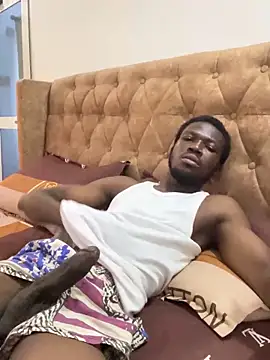 Snapshot of sknzy09 chatting on September 28, 2:11 pm sknzy09 online show from September 28, 2:11 pm