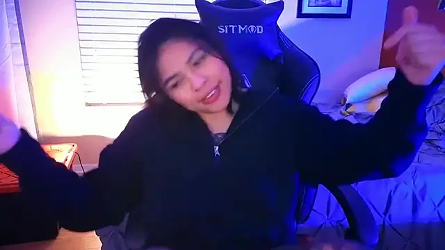 Snapshot of miacanela_xo chatting on January 21, 4:21 am miacanela xo online show from January 21, 4:21 am