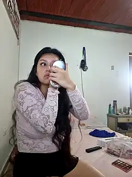 Snapshot of lombarlana-89 chatting on December 15, 12:06 pm lombarlana-89 online show from December 15, 12:06 pm