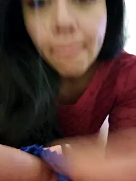 Snapshot of lombarlana-89 chatting on January 29, 8:35 pm lombarlana-89 online show from January 29, 8:35 pm