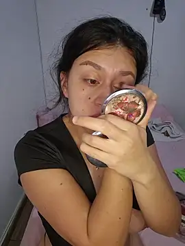 Snapshot of lombarlana-89 chatting on November 23, 11:32 am lombarlana-89 online show from November 23, 11:32 am