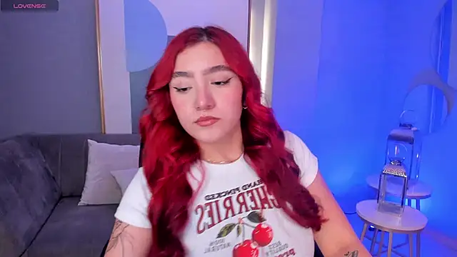 ViolettCastel online show from January 31, 7:40 pm