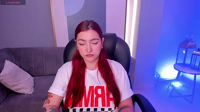 ViolettCastel online show from February 5, 7:42 pm