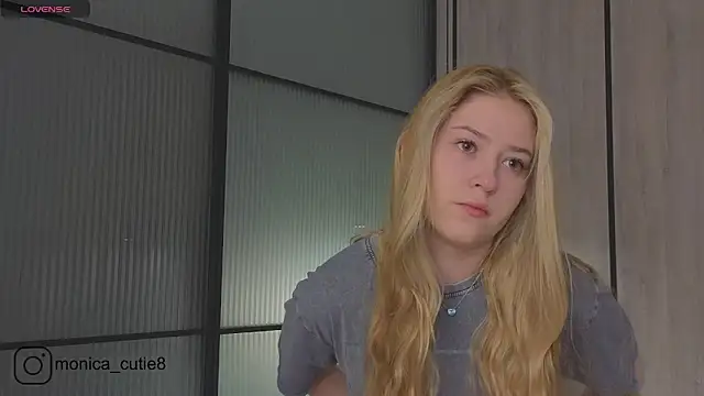 Monikacutie online show from March 12, 4:19 am