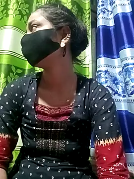 Snapshot of Aruyeshi- chatting on February 2, 2:38 am Aruyeshi- online show from February 2, 2:38 am