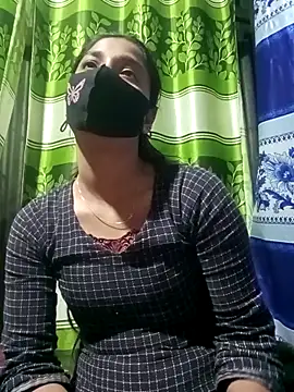 Snapshot of Aruyeshi- chatting on February 15, 4:01 pm Aruyeshi- online show from February 15, 4:01 pm