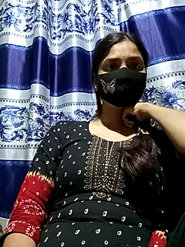 Snapshot of Aruyeshi- chatting on March 4, 5:21 am Aruyeshi- online show from March 4, 5:21 am