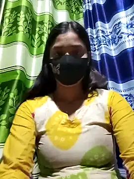 Snapshot of Aruyeshi- chatting on March 7, 4:46 am Aruyeshi- online show from March 7, 4:46 am