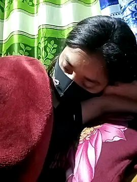 Snapshot of Aruyeshi- chatting on March 8, 3:28 am Aruyeshi- online show from March 8, 3:28 am