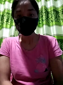 Snapshot of Aruyeshi- chatting on March 10, 10:24 pm Aruyeshi- online show from March 10, 10:24 pm