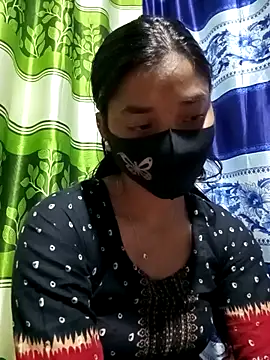 Snapshot of Aruyeshi- chatting on March 11, 9:13 am Aruyeshi- online show from March 11, 9:13 am