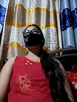 Snapshot of Aruyeshi- chatting on March 22, 10:06 am Aruyeshi- online show from March 22, 10:06 am