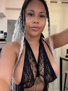 HaileyDiana online show from October 23, 5:12 pm