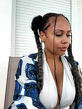 HaileyDiana online show from November 17, 10:54 am