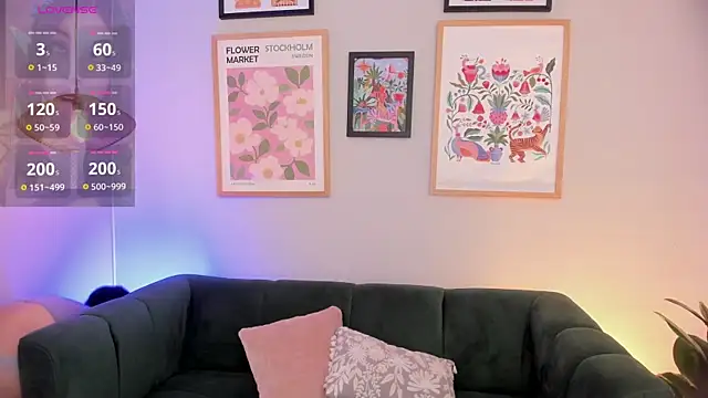 Melissa Koster online show from October 18, 9:32 am