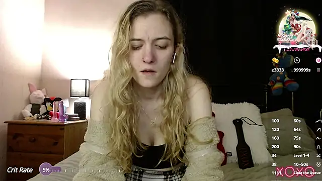 Snapshot of EllieeRose chatting on December 31, 8:04 am EllieeRose online show from December 31, 8:04 am