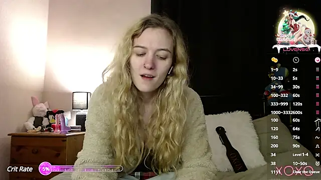 Snapshot of EllieeRose chatting on January 6, 10:15 pm EllieeRose online show from January 6, 10:15 pm