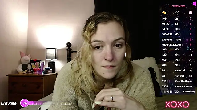 Snapshot of EllieeRose chatting on January 14, 1:58 am EllieeRose online show from January 14, 1:58 am