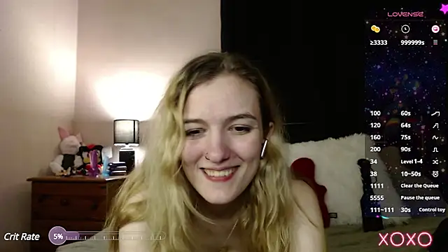 Snapshot of EllieeRose chatting on January 24, 3:22 am EllieeRose online show from January 24, 3:22 am