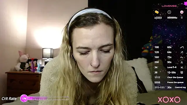 Snapshot of EllieeRose chatting on February 17, 9:41 pm EllieeRose online show from February 17, 9:41 pm