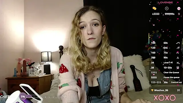 Snapshot of EllieeRose chatting on September 21, 10:55 pm EllieeRose online show from September 21, 10:55 pm