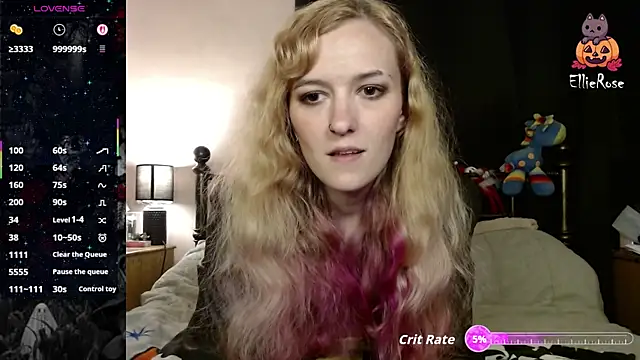 Snapshot of EllieeRose chatting on May 8, 11:32 pm EllieeRose online show from May 8, 11:32 pm