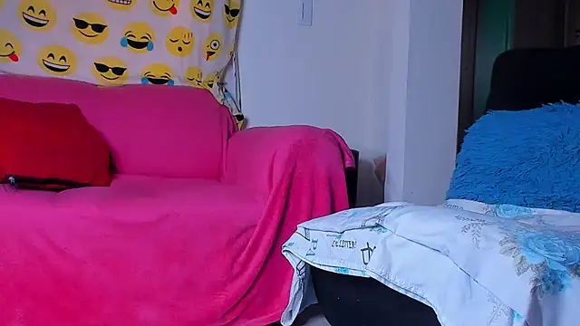 kerlysmith 24 online show from October 8, 4:15 pm