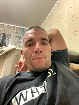 Snapshot of BadBoy_92 chatting on November 30, 3:16 pm BadBoy 92 online show from November 30, 3:16 pm