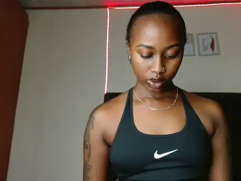 Snapshot of Miss_hot_candy chatting on January 9, 3:34 pm Miss hot candy online show from January 9, 3:34 pm