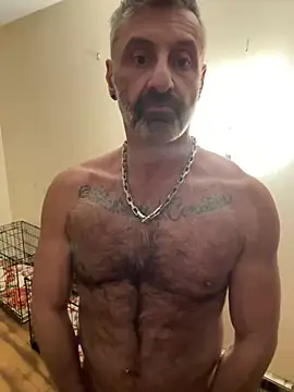 Snapshot of DaddySnowXX chatting on January 22, 7:57 am DaddySnowXX online show from January 22, 7:57 am