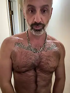 Snapshot of DaddySnowXX chatting on January 22, 11:34 am DaddySnowXX online show from January 22, 11:34 am